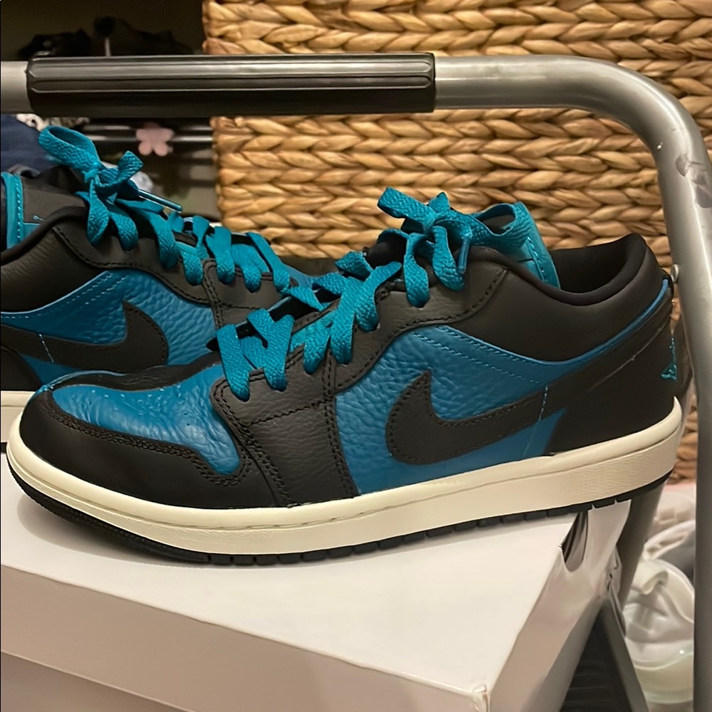 Nike Black and Teal Sneakers